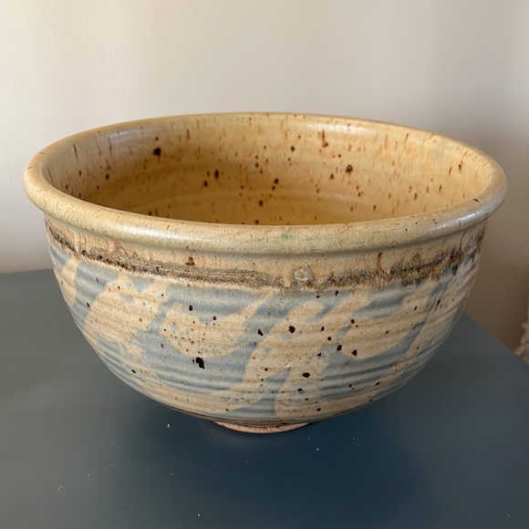 Artisan Stoneware Bowl - Picture 2 of 8